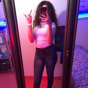 Meet your Posher, Shay